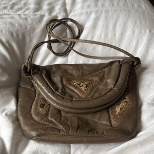 Elegant Brown Leather Shoulder Bag